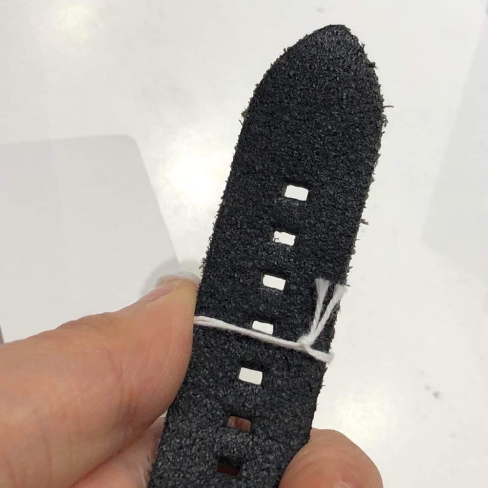 Gucci Mens Watch - Picture 12 of 13